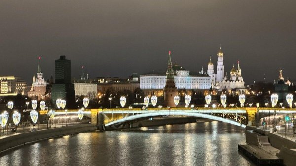 ночной кремль