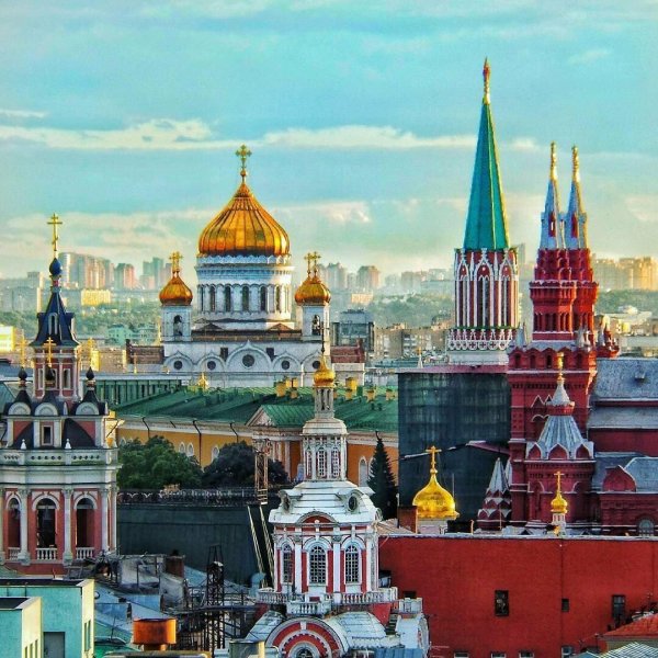 храм христа спасителя и кремль