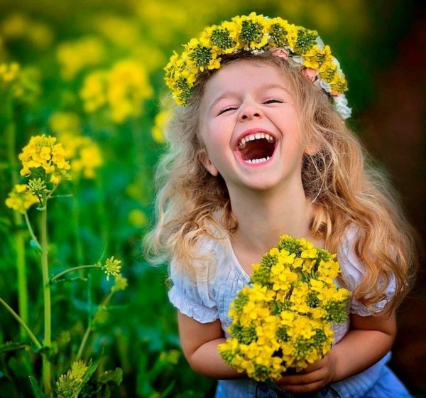 счастливая улыбка