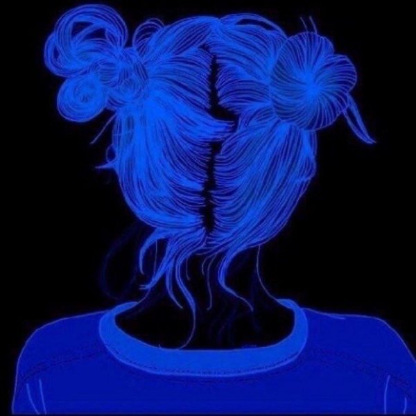 волосы синие