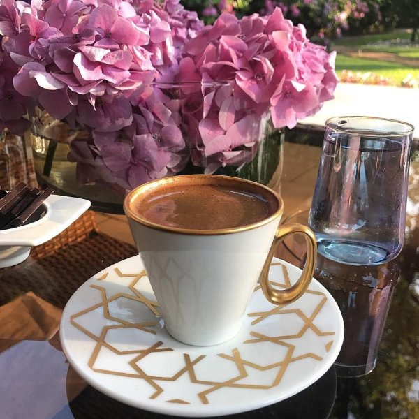 красивые кофейные чашки