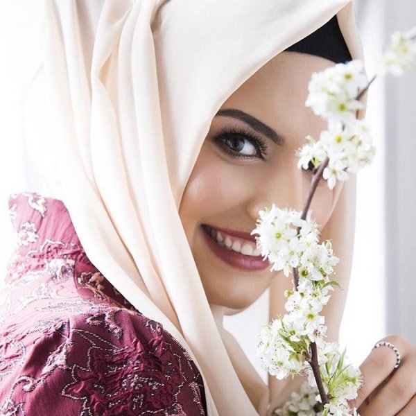 девушки в хиджабе красивые
