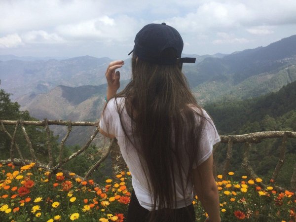 девушки со спины