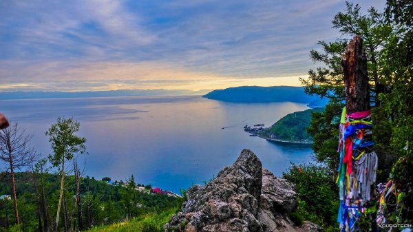 листвянка камень черского