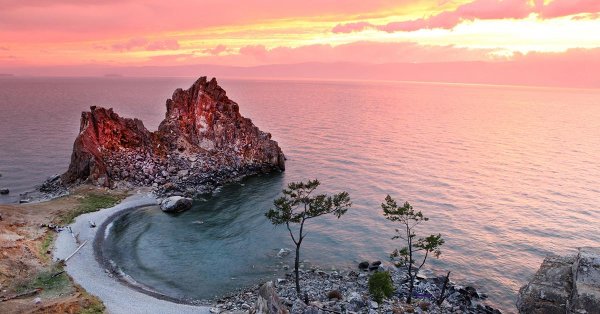 ольхон скала шаманка