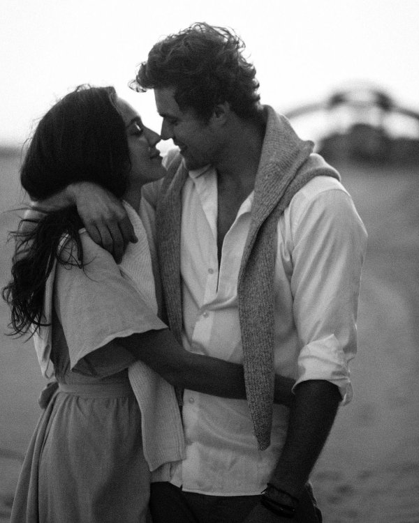 объятия влюбленных