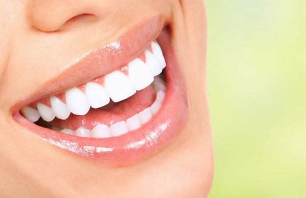 зубы белые