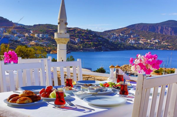 завтрак у моря