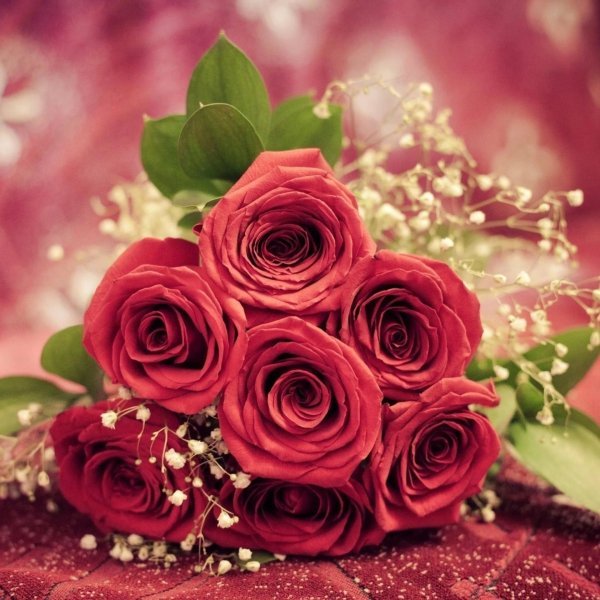 дорогой букет роз