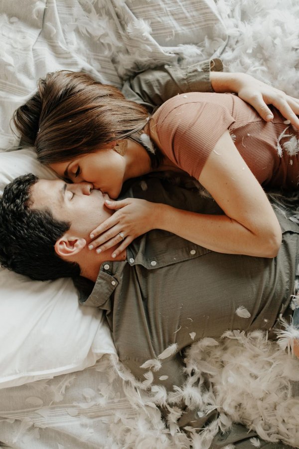 романтические поцелуи