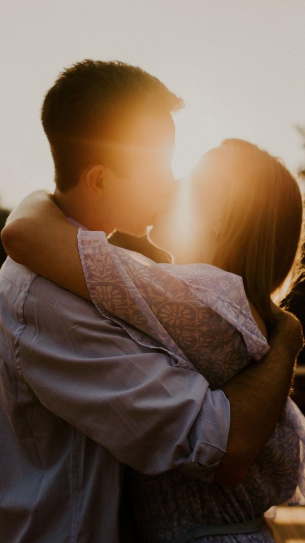 объятие любви