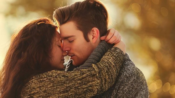 объятие любви