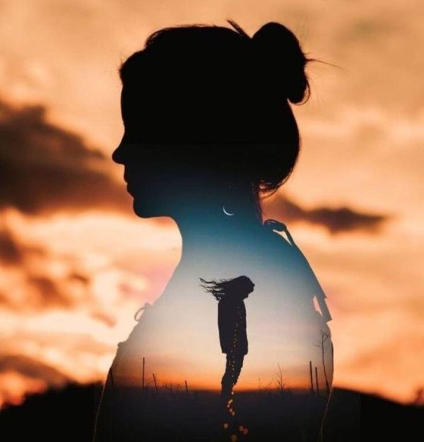 красивый женский силуэт