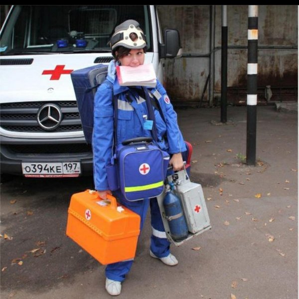 врачи скорой помощи