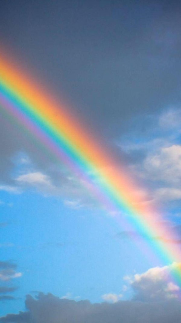 небо с радугой