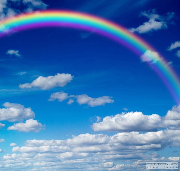 небо с радугой