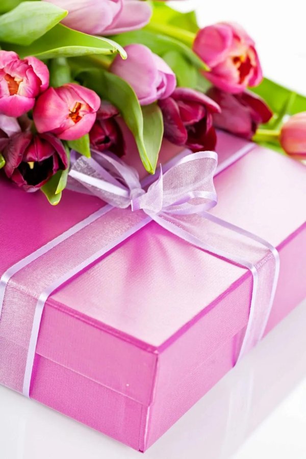 цветы в подарок