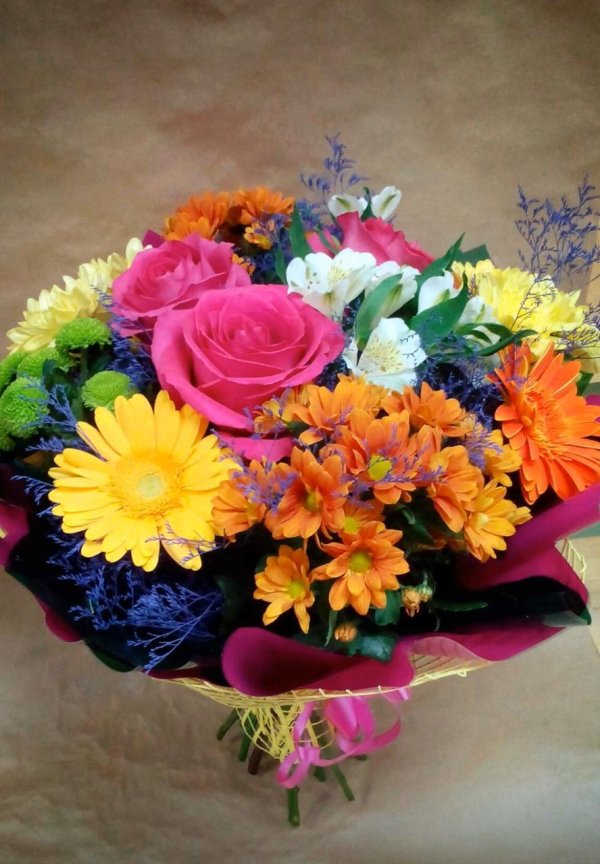 яркие букеты