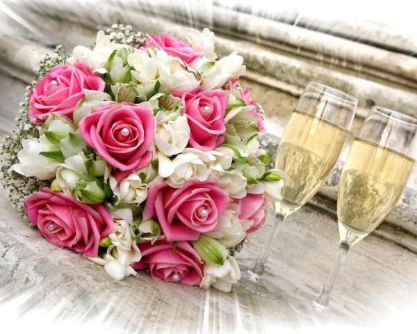 поздравительные букеты на свадьбу