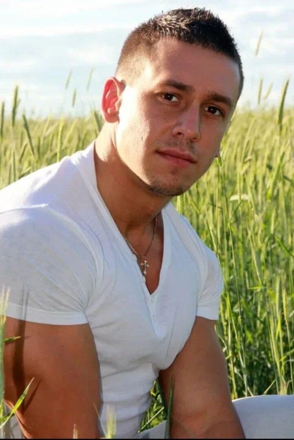 русские парни