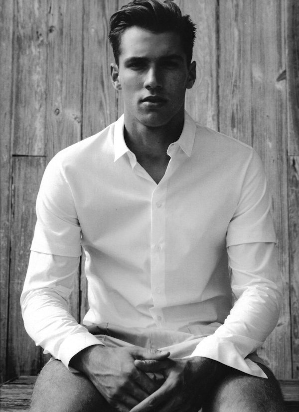 мужская модель