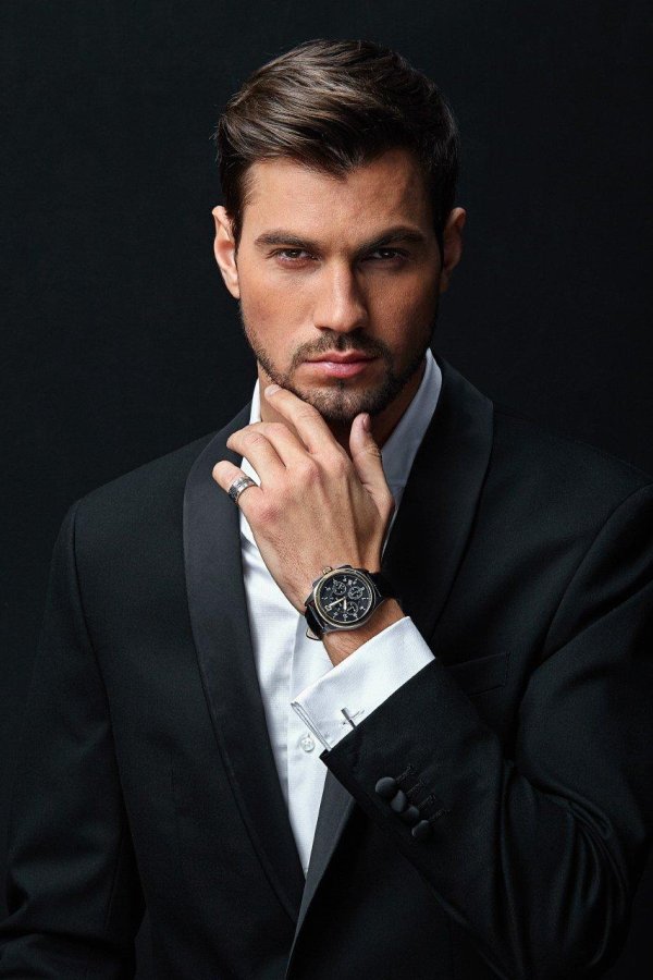 ярослав серокуров