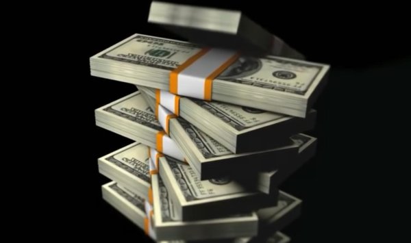 пачка долларов