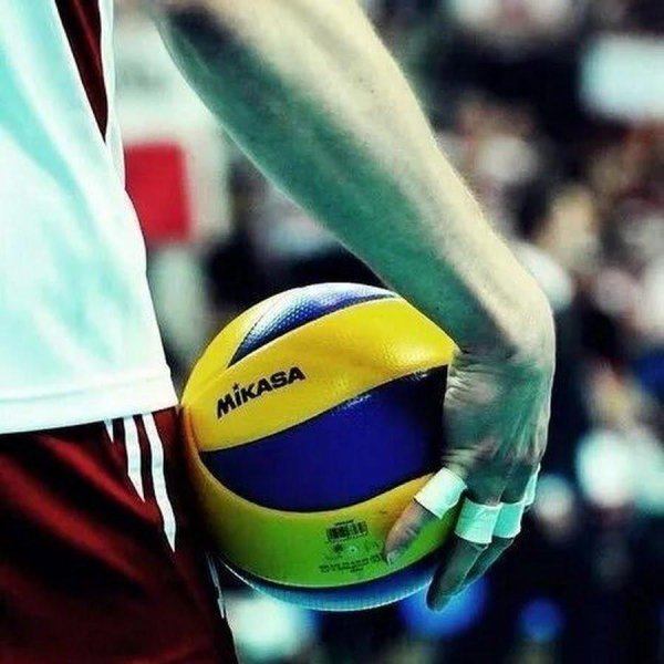 волейбольные мячи