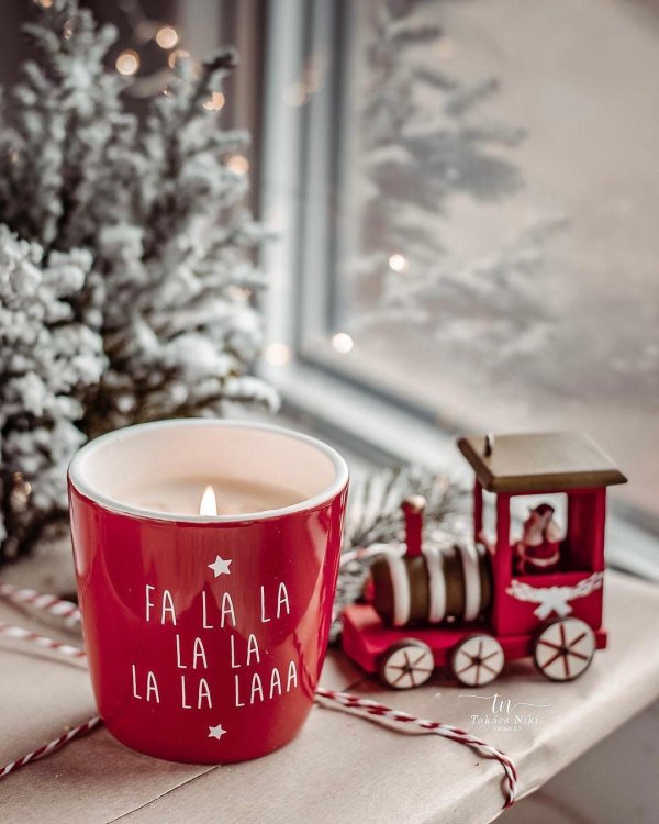 свеча ароматическая новогодняя