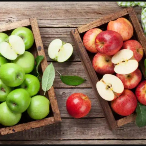 зеленое яблоко