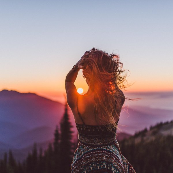 девушки со спины