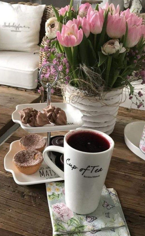 с добрым утром с тюльпанами