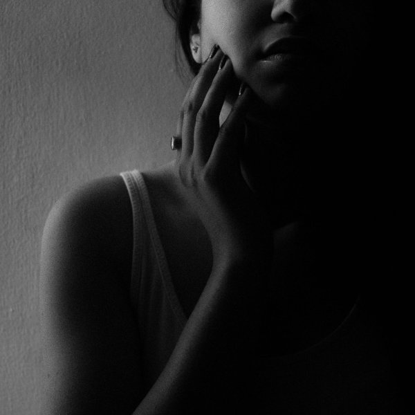 девушки черно белые