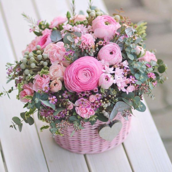 анемоны пионы ранункулюсы