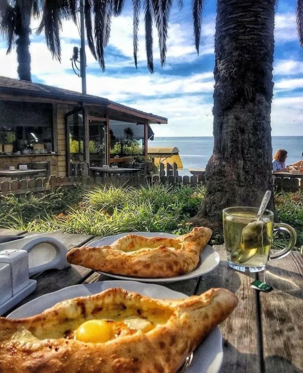 завтрак у моря