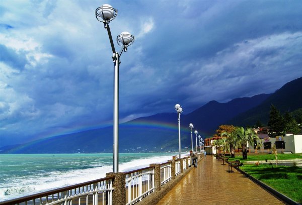 гагра набережная