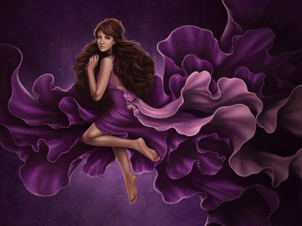женщина в сиреневом