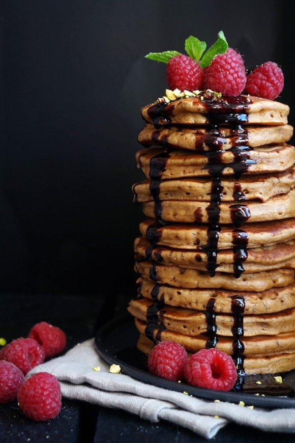 банановые панкейки с шоколадом