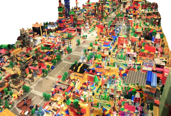 огромный город lego city
