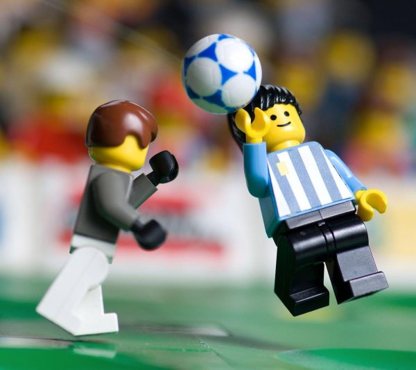 лего футбольное поле