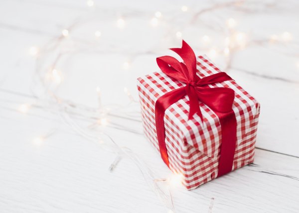 упаковка подарка