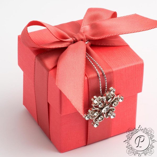 коробочки для подарков