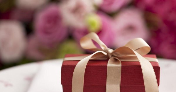 подарочная коробка