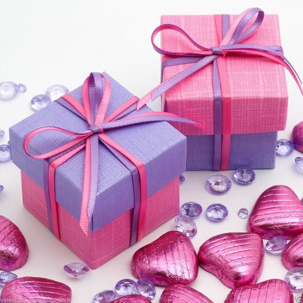 подарочные коробки