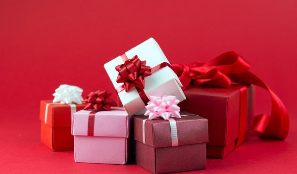 подарочная коробка