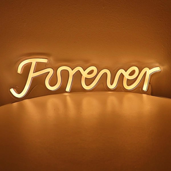 светильник с надписями